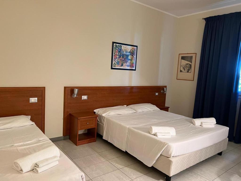 Hotel Adriatico Borgo Fosso Ghiaia Exterior photo