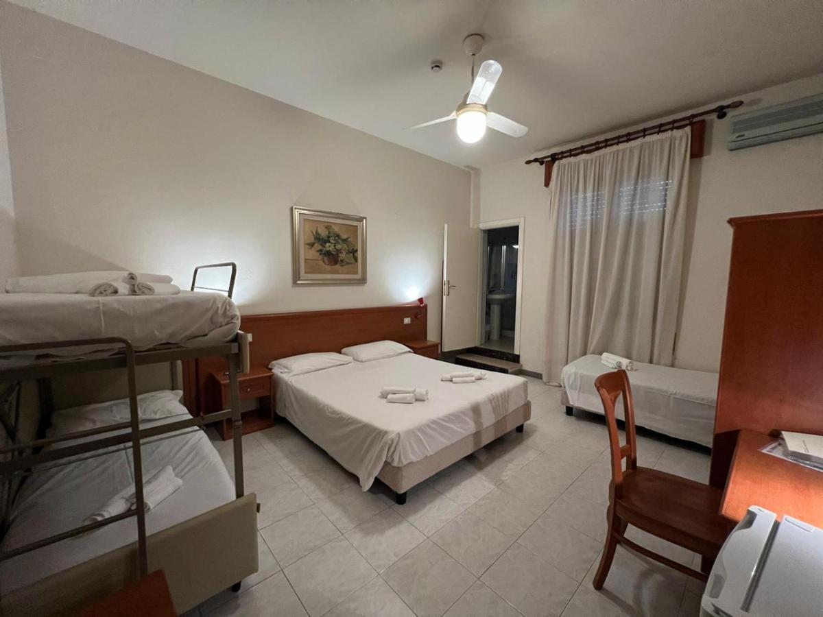 Hotel Adriatico Borgo Fosso Ghiaia Exterior photo